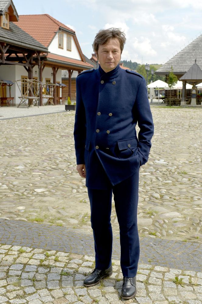 Tak przez lata zmieniała się Piotr Cyrwus