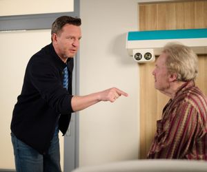 Na Wspólnej odc. 4036. Wojtek (Wojciech Błach), Juliusz (Daniel Olbrychski)