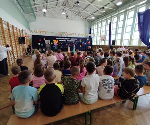 Za nami I Międzyszkolny Konkurs Piosenki Bajkowej w Siedleckiej „Dziesiątce”