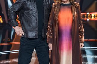 Artystka wykona dwa hity – Brzydcy oraz Czas nas uczy pogody – w nowych wersjach.