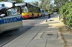 Czołowe zderzenie autobusu miejskiego z rowerzystą w Warszawie. Niedawno zginęły tam trzy osoby