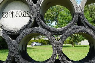 Mościce, Tarnów - rzeźba Wilhelma Sasnala