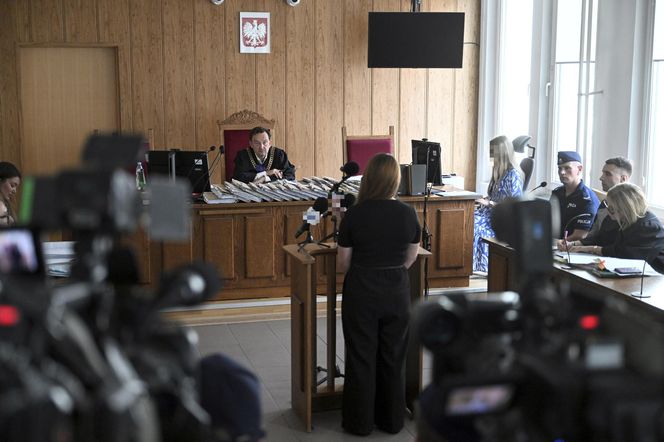 Łukasz Ż. urządził masakrę na Łazienkowskiej. Była dziewczyna Paulina K. zeznaje przed sądem