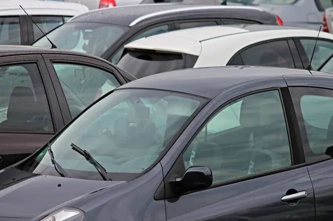 Będzie „smart parking” w Krakowie? Miejsca parkingowe w aplikacji