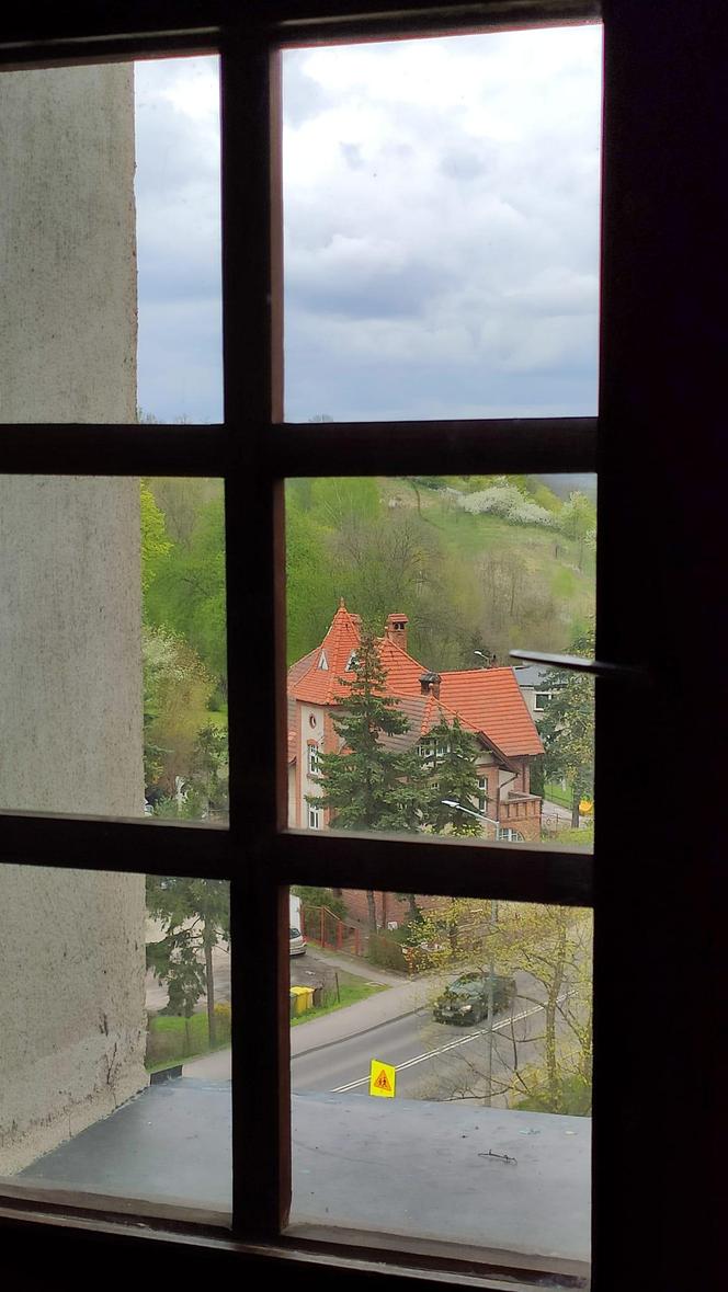 Widok z okna zamkowej restaauracji na miasto 2