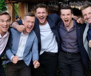 M jak miłość odc. 1887. Marcin (Mikołaj Roznerski), Olek (Maurycy Popiel), Jakub Karski (Krzysztof Kwiatkowski), Piotrek (Marcin Mroczek), Paweł (Rafał Mroczek)