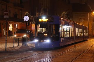 Autobusy i tramwaje w Krakowie pojadą inaczej! Powodem zmiana czasu na zimowy