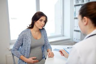 7 pytań do położnej – te pytania warto zadać przed porodem 