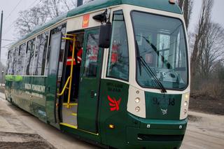 Remontowaną ul. Wojska Polskiego przejechał pierwszy tramwaj. Regularne kursy coraz bliżej