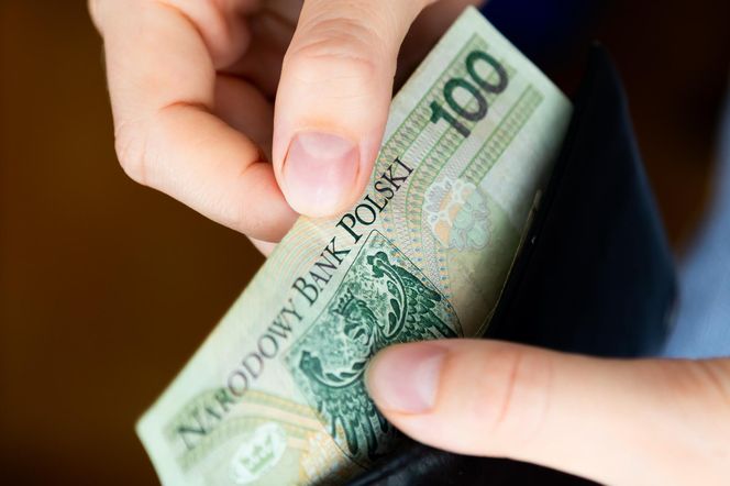 Wyższa renta alkoholowa. Tyle wypłaci ZUS