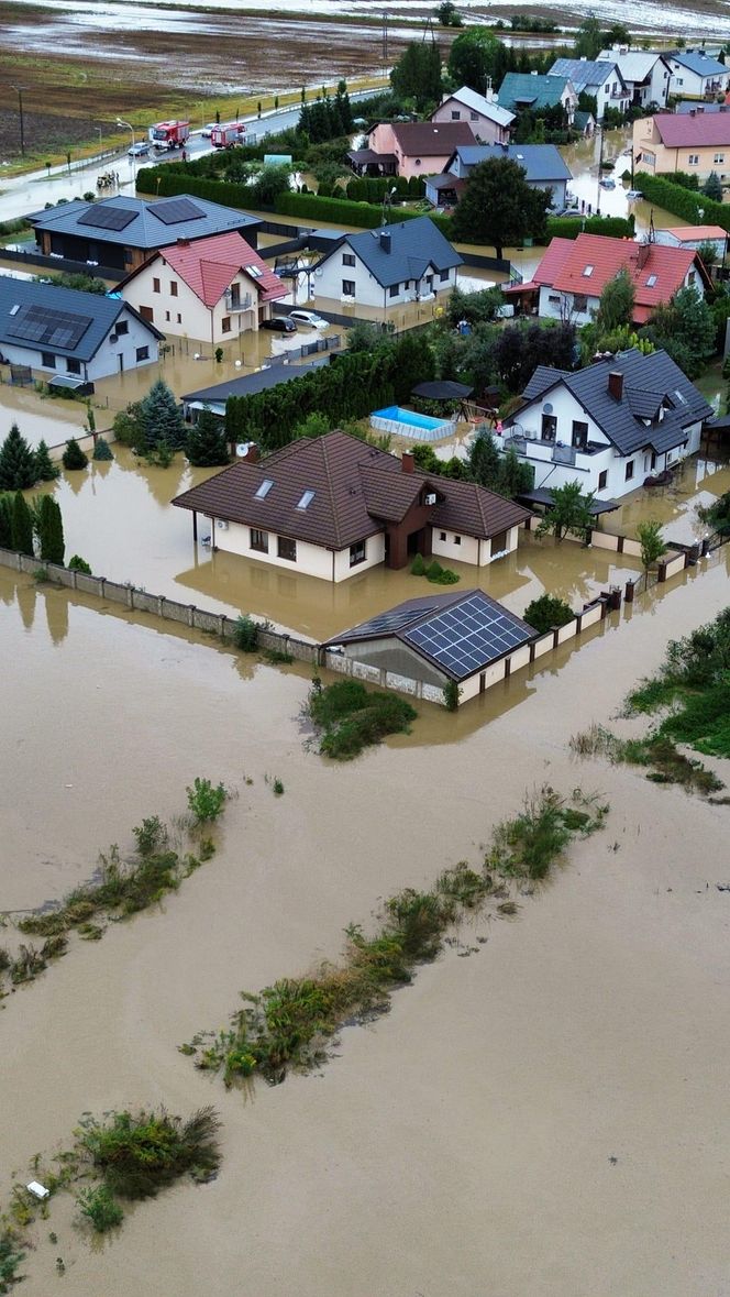 Biała Nyska w woj. opolskim zalana