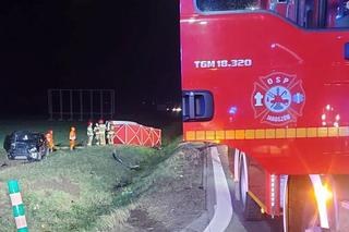 Śmiertelny wypadek na DK5 niedaleko Świdnicy. Zginął pasażer volkswagena