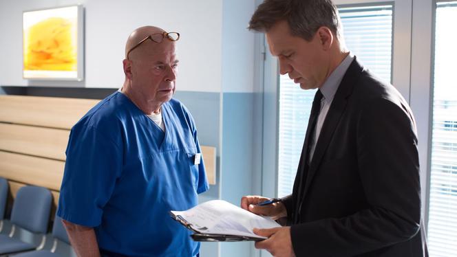 Na dobre i na złe odc. 711.  Falkowicz (Michał Żebrowski), Tretter (Piotr Garlicki)