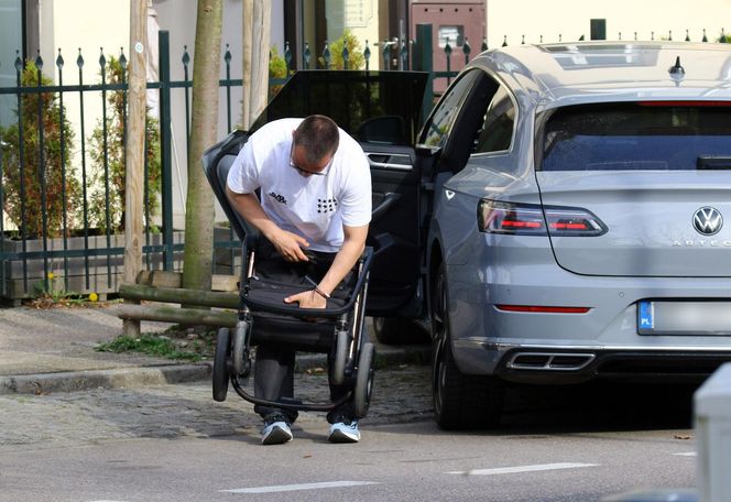 Marcin Hakiel z Dominiką i synkiem Romeo w Sopocie