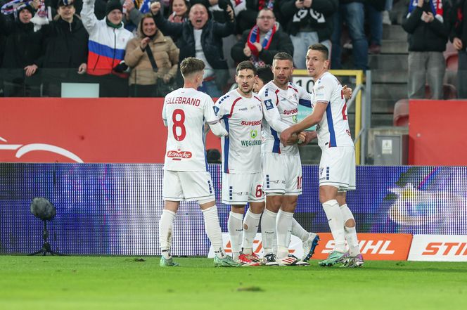 Górnik Zabrze – Motor Lublin. Zdjęcia z murawy