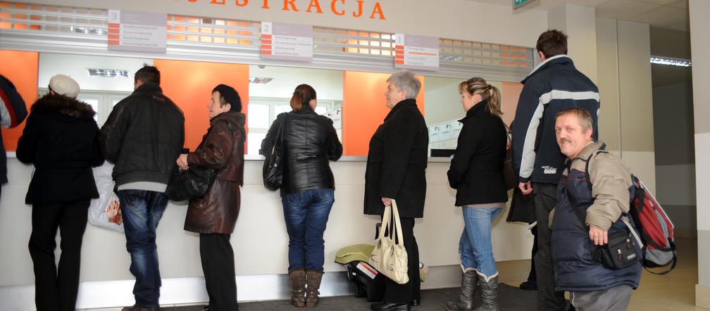 Stacz kolejkowy został radnym i mężem