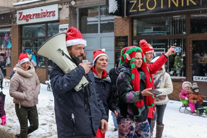 Parada w Mikołajów w Chorzowie na koniec Mikołajowego Festiwalu Czekolady z... owadami