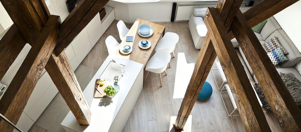 Antresola we wnętrzu loft