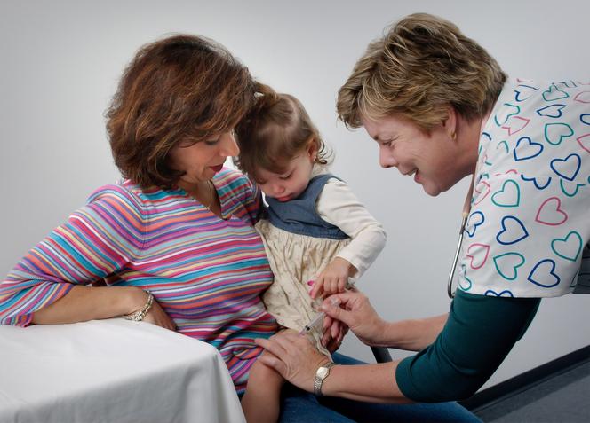 Szczepionka przeciw COVID-19 dla dzieci od 6. miesiąca do 4.roku życia. Niedzielski zdradził szczegóły