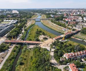 Jak przebiega budowa mostów Berdychowskich w Poznaniu? 