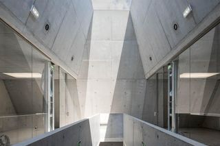 Nr 5/2024: Gambit Office w Gliwicach, proj. Robert Konieczny KWK Promes