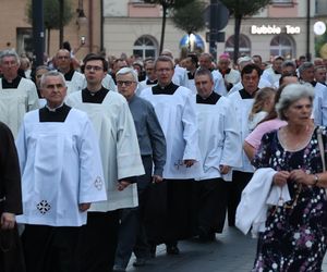 76. rocznica Cudu Lubelskiego. Procesja różańcowa w centrum Lublina