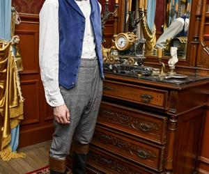 Karol Franek Nowiński w dwa tygodnie nauczył się jazdy konnej do roli w Matyldzie