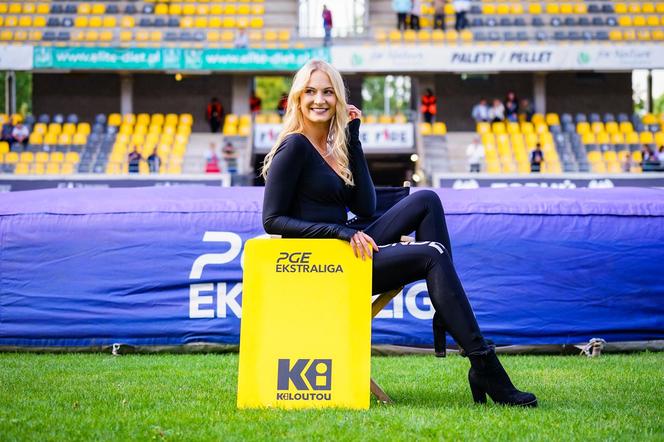 Magda Strąkowska i Daria Grodzińska walczą o tytuł Miss Startu Speedway Ekstraligi 2024. Reprezentantki KS Apatora Toruń zachwycają urodą