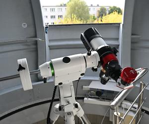 Pierwsze przyszkolne obserwatorium astronomiczne już działa! Otwarto je przy VII LO [ZDJĘCIA]