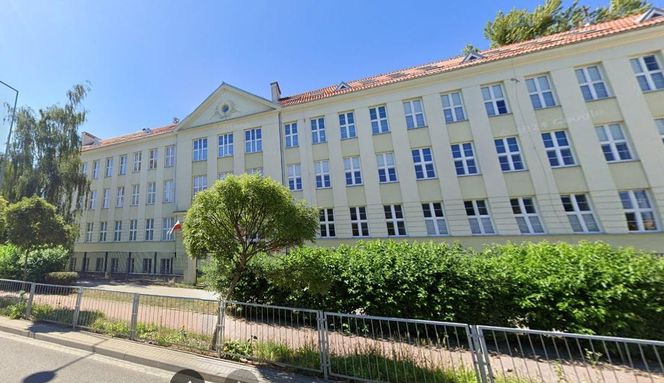 LXIV LO im. Stanisława Ignacego Witkiewicza Witkacego w Warszawie