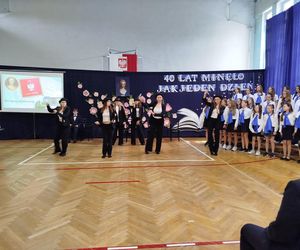 Uroczystość jubileuszowa w siedleckiej Dziesiątce była okazją do wspomnień