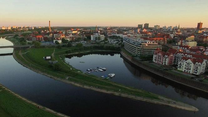 W Starym Porcie można wypożyczyć kajaki i motorówki