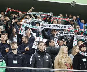 Legia Warszawa - Lech Poznań: Zdjęcia kibiców z klasyku i 13. kolejki PKO BP Ekstraklasy