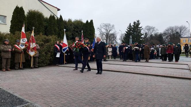 Zamość upamiętnił 81. rocznicę  wysiedleń mieszkańców  na Zamojszczyźnie