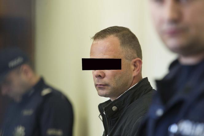 To za nich siedział Komenda?