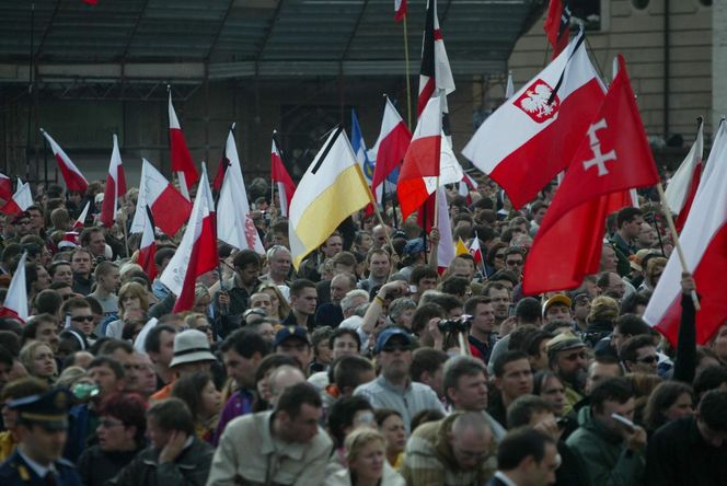 Tak wyglądał pogrzeb Jana Pawła II w Watykanie