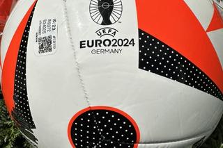 Luteranie w Szczyrku zbierają piłki z okazji EURO 2024 
