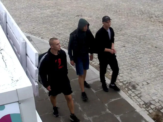 Pobicie chłopca w Bydgoszczy. Rozpoznajesz sprawców?