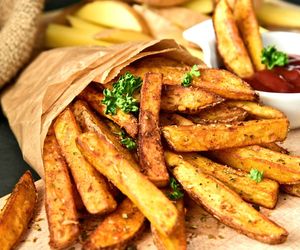 Keto frytki z selera. Łatwe, smaczne i prawie bez węglowodanów