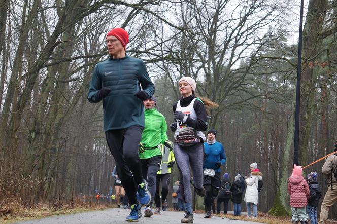 City Trail w Bydgoszczy. Miłośnicy biegania opanowali Myślęcinek [ZDJĘCIA]