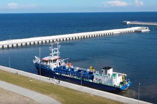 Pogłębiarka Ursa już pływa po Mierzei Wiślanej