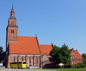 Nietypowe miasto w woj. warmińsko-mazurskim. Mieszka w nim mniej osób niż na wielu wsiach