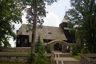 To najstarszy drewniany kościół na Warmii i Mazurach