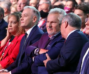 AI wybrała 5 najlepszych polityków w Polsce ostatnich 30 lat! 