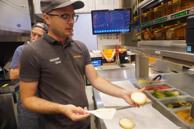 Zobacz, jak wygląda Popeyes od kuchni!