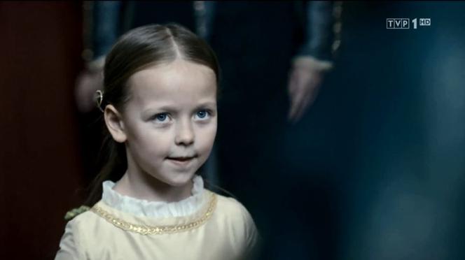 Korona królów odc. 252 - opis, streszczenie: Trwają przygotowania do ceremonii zaręczyn królewny Jadwigi Andegaweńskiej