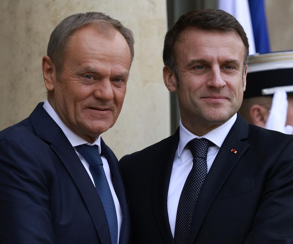 Tusk Macron