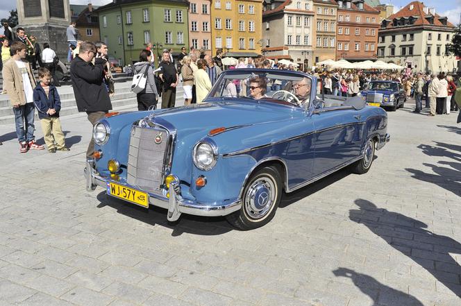 Parada Mercedesów w Warszawie 