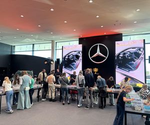 Przyszłość motoryzacji w zasięgu ręki – najnowocześniejszy salon Duda-Cars pod Lesznem już otwarty!