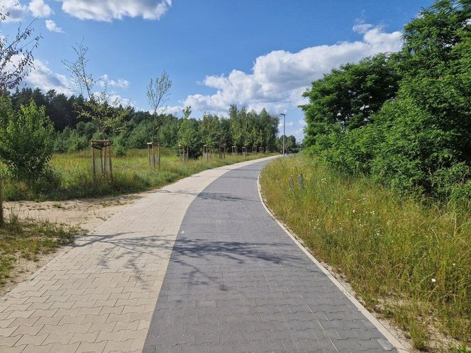 ​Zaczynają ostatni odcinek ścieżki przy żwirowni w Lesznie. Kiedy będzie można objechać akwen?